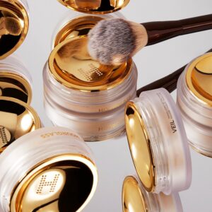 Freebie Fridays | Best Setting Sprays and Powders